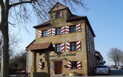 Historische Hochzeitslocations rund um Nürnberg mit Flair: die vier schönsten Schloss-Gasthöfe